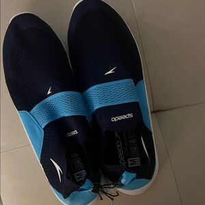 Speedo Men's Navy and Light Blue Water Shoes